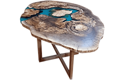 Столик из грецкого ореха со смолой